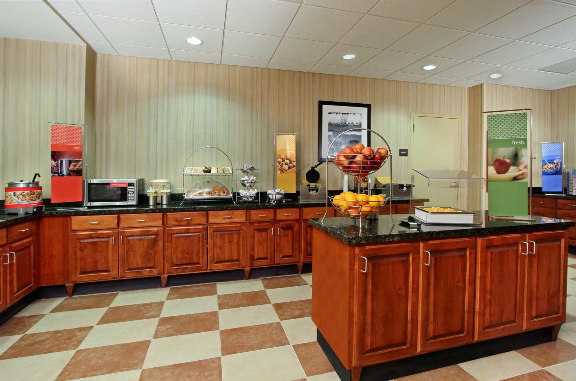 Hampton Inn & Suites Exmore - Eastern Shore Екстер'єр фото